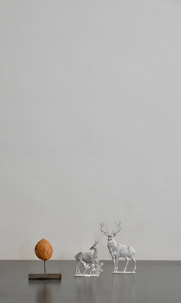 Christmas tin standing