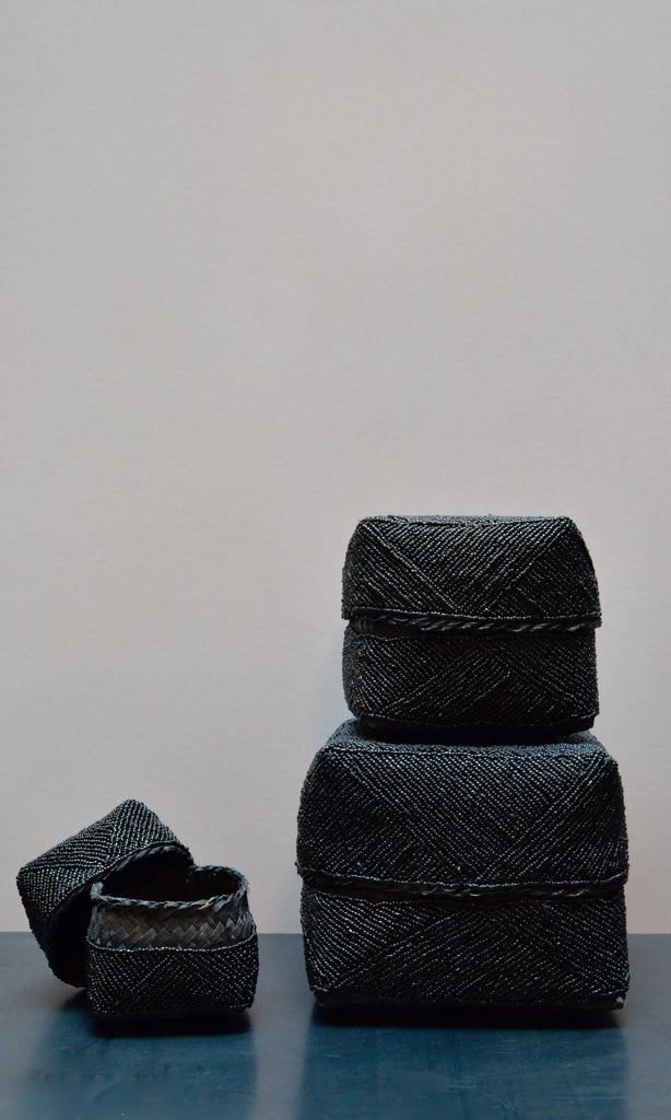 Glass beaded box black