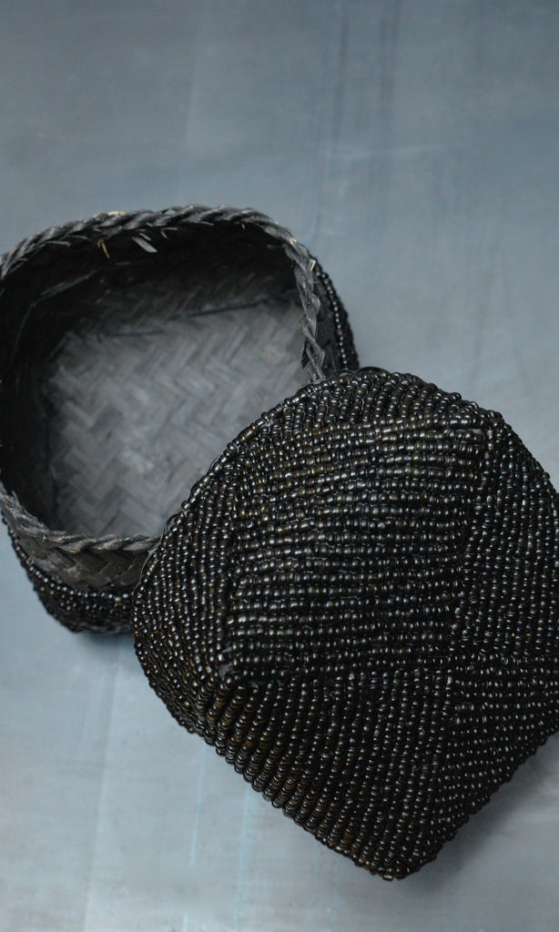 Glass beaded box black