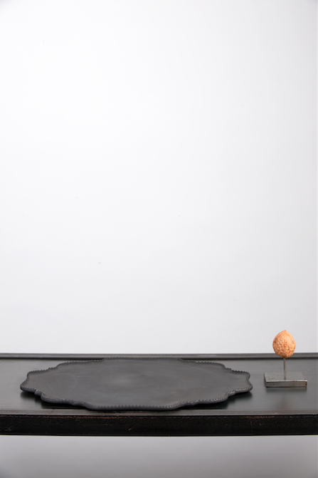 Porcelain plate - black
