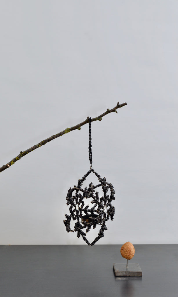 Beaded candle holder star black