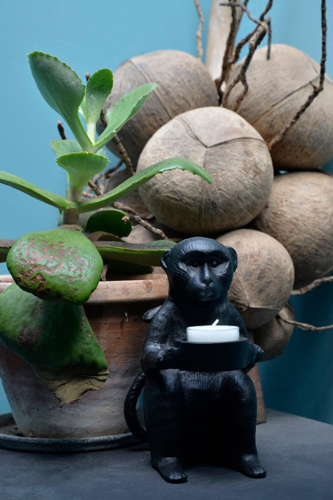 Monkey candle holder