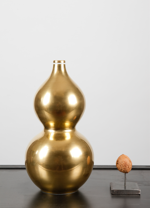 Ceramic calabash gold vase